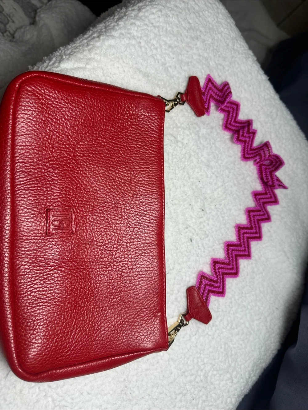 Tea & Tequilla Taco Bag Red pebbled shoulder Bag  Pink glass beaded Zigzag strap
